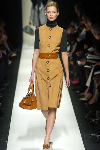 Look 14